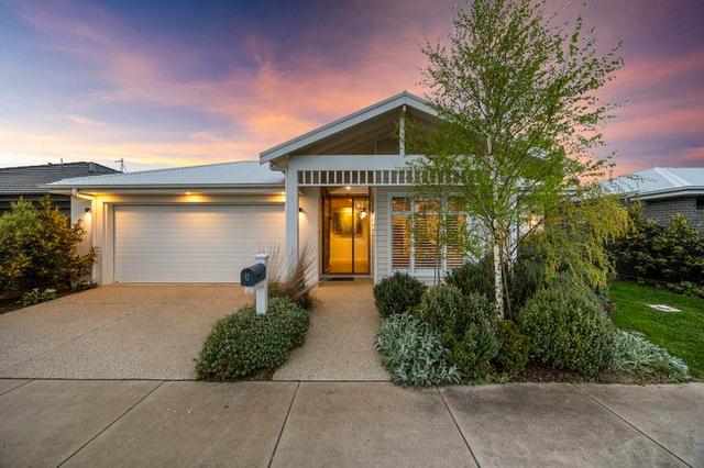 12 Moore Way, VIC 3350