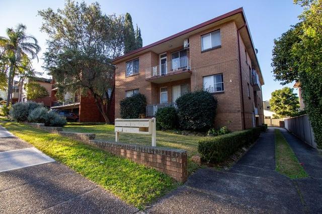 2/4 Rossi Street, NSW 2221