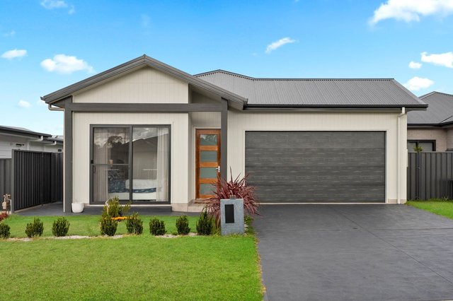 16B Madeleine Drive, NSW 2580
