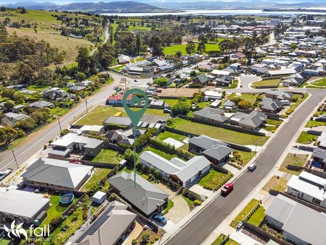 15 Blossom Crescent, TAS 7170