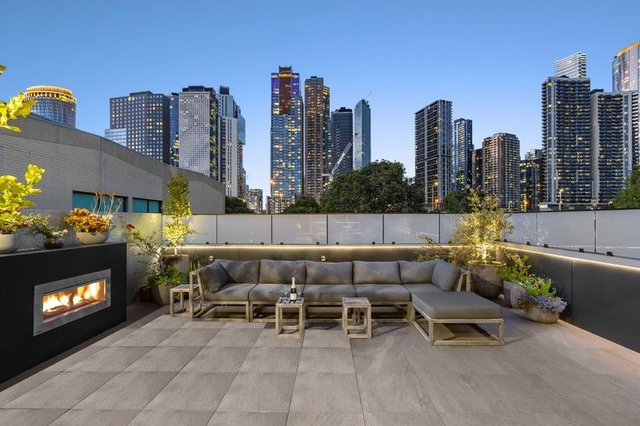 2 Ross Street, VIC 3205