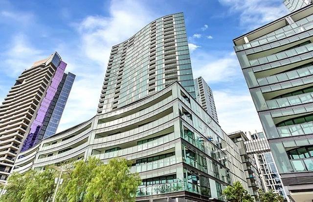 8F/8 Waterside  Place, VIC 3008