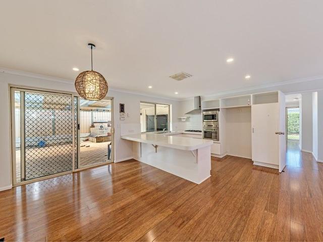 24 Voltaire Crescent, WA 6030