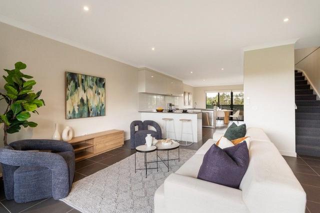 3/1-15 Beddison Road, VIC 3064