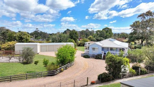 19 Ives Road, VIC 3875