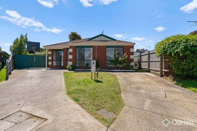 7 Curnow Court, VIC 3977