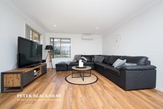 Lounge room