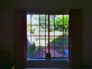 Bed 2 (2012-04-20)