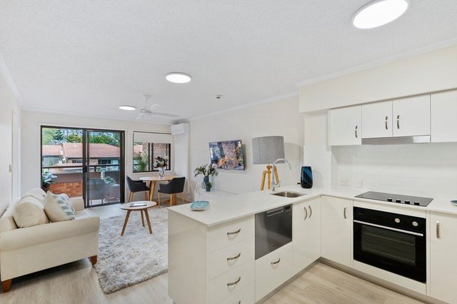 318/61 Explorer Drive, QLD 4035