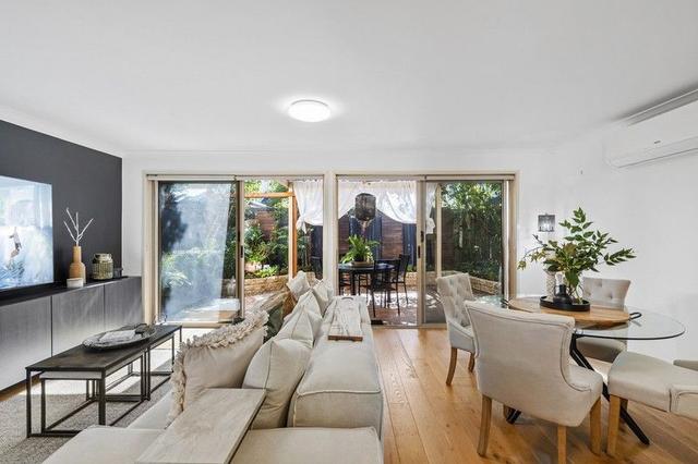 2/103 Pohlman Street, QLD 4215