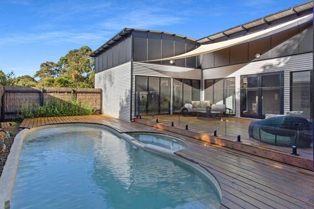 12 Roscius Place, VIC 3943