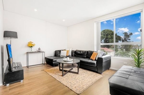 14/11-13 Octavia Street, NSW 2146