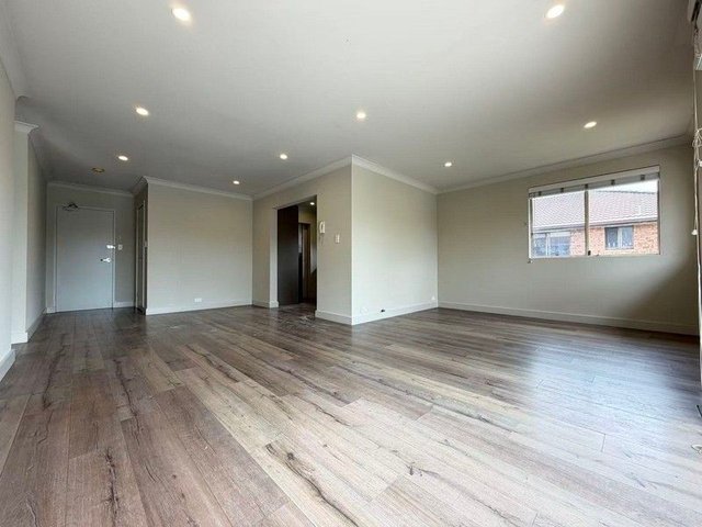 3/4 Fifth Avenue, NSW 2194