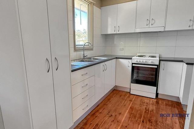 1 Houston Drive, NSW 2830