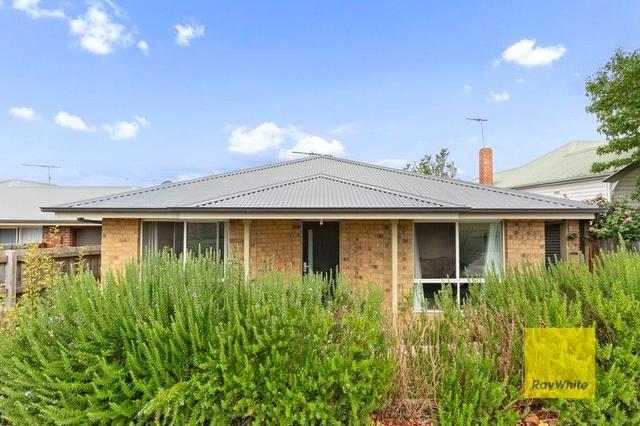 1A Cambra Road, VIC 3216