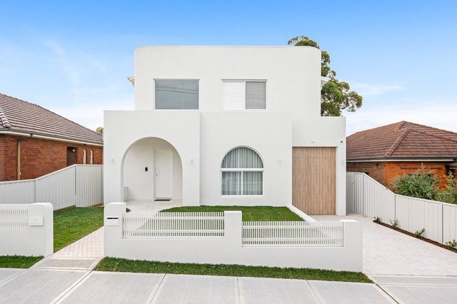 4 Moreton Avenue, NSW 2208