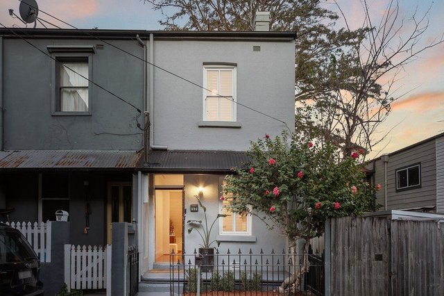 17 Morrissey Road, NSW 2043