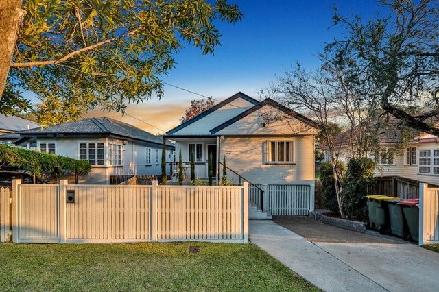 22 Vale Street, QLD 4012