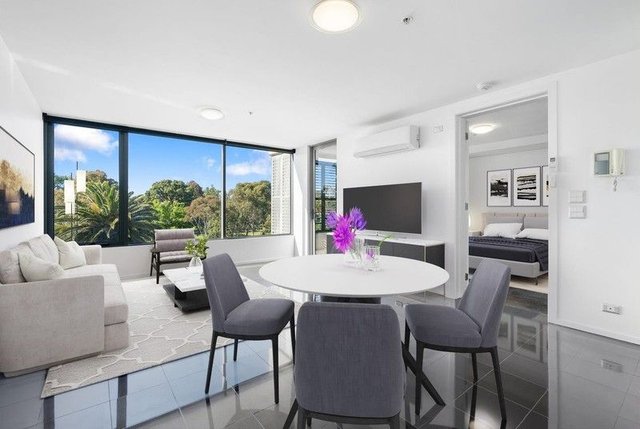 303/196 Albert Road, VIC 3205