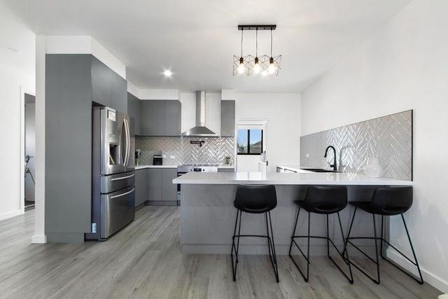 14 Glass Street, VIC 3850