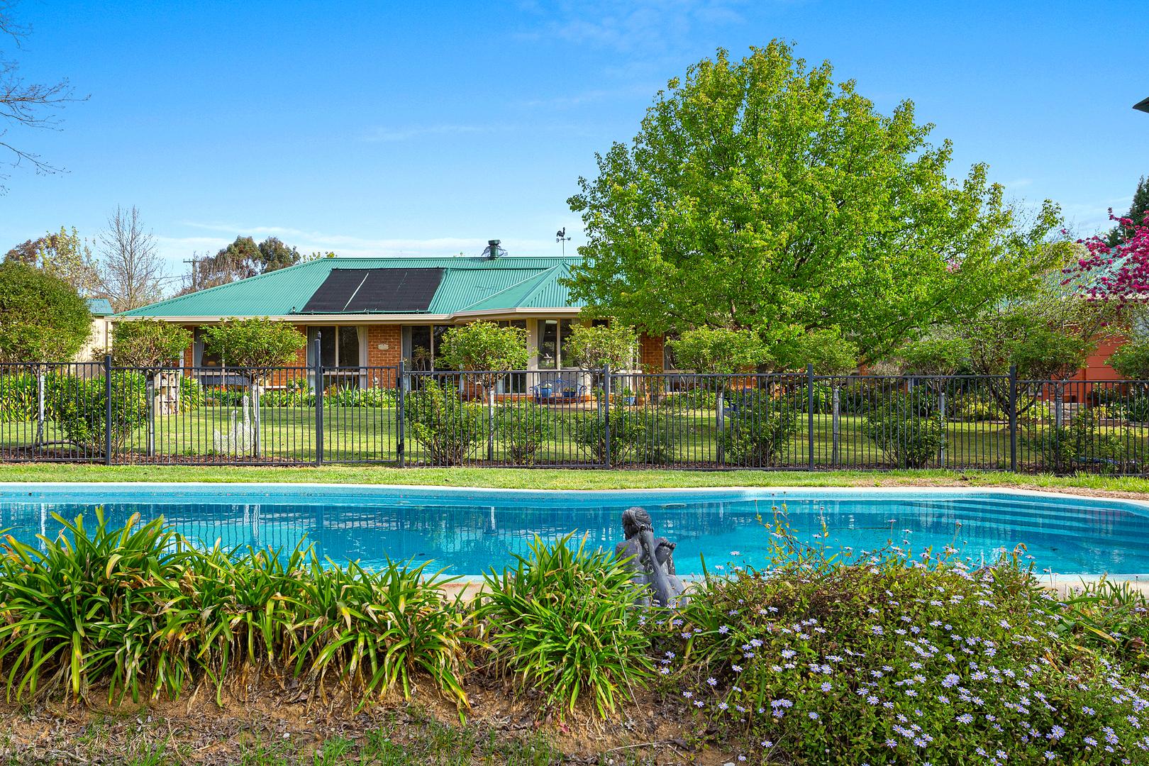 8 Davis Circuit, Murrumbateman NSW 2582 Allhomes