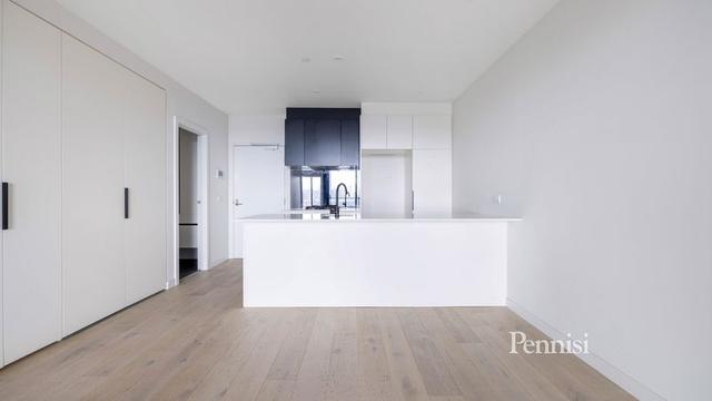 713/2 Joseph Road, VIC 3011