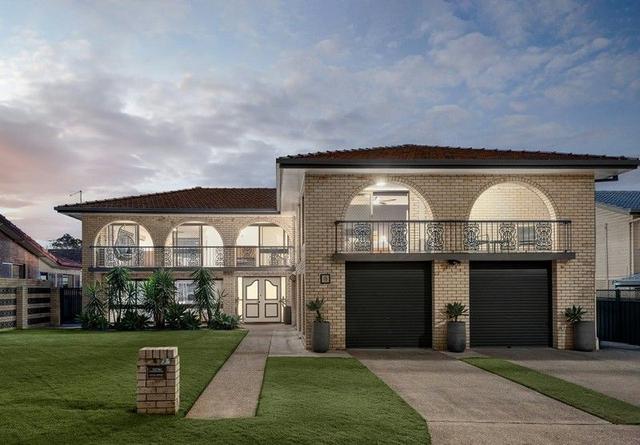 8 Fenimore Street, QLD 4122
