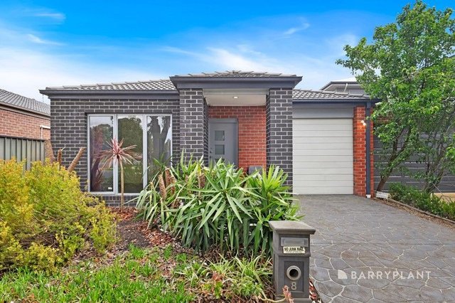 8 Dalziel Drive, VIC 3754