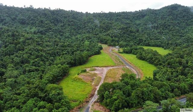 L299 Bruce Highway, QLD 4855