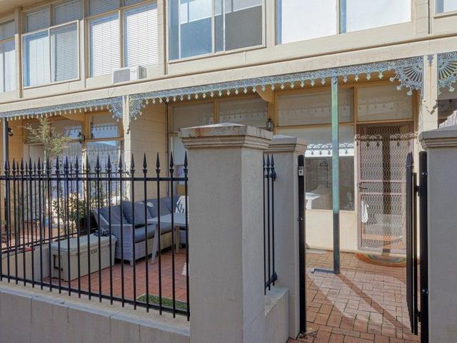 6/750 Macauley Street, NSW 2640