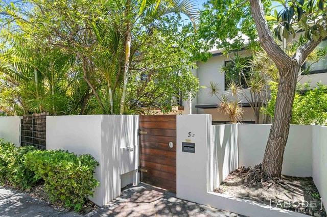 5/2 Quintilian Road, WA 6010