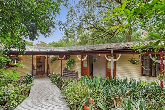 18 Blacks Road, NSW 2159