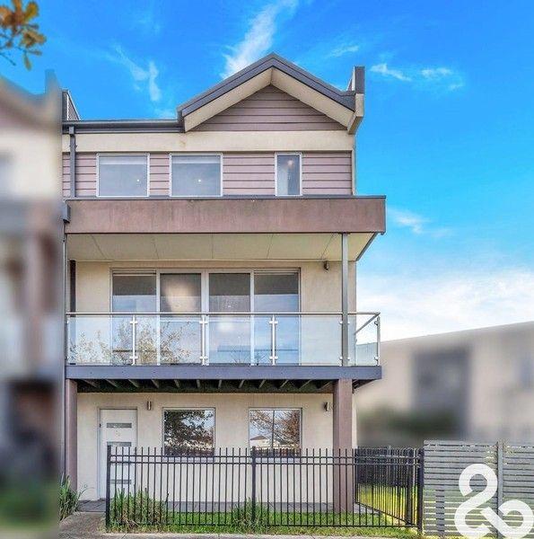 18/60 Cradle Mountain Drive, VIC 3064