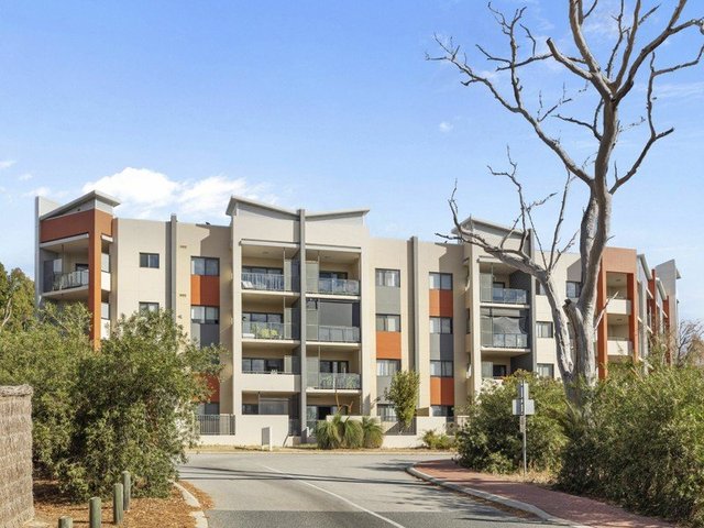 4/2 Molloy Promenade, WA 6027