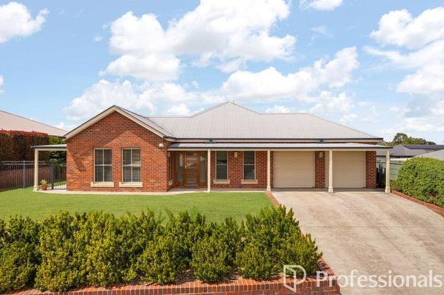 24 Cypress Cr, NSW 2795