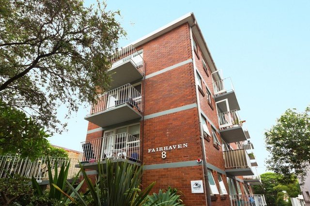 16/8 Wylde Street, NSW 2011