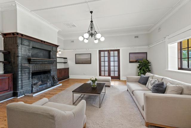 4 Stevenson Street, NSW 2586