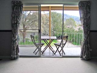 Lounge to verandah