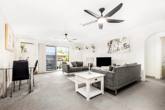 2/32 Julia Street, QLD 4012
