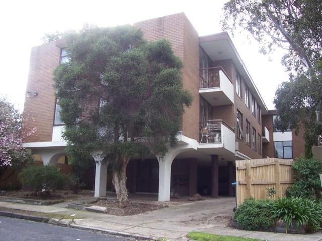 8/16 Charnwood Crescent, VIC 3182