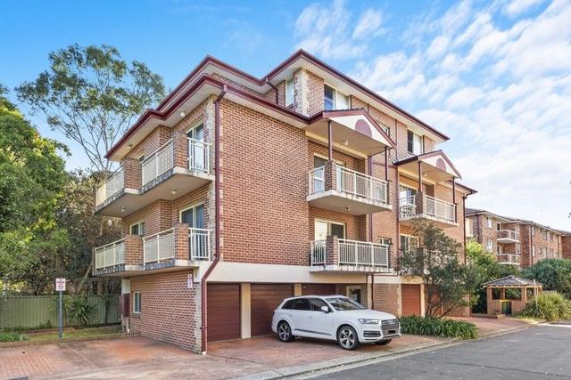 2/8 Thomas Street, NSW 2150