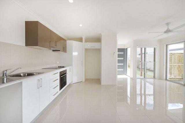 2/61 Adelaide Circuit, QLD 4551