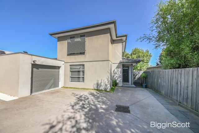 2/7 Eggleton Rise, VIC 3178