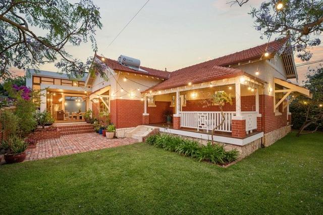 57 South Street, WA 6162