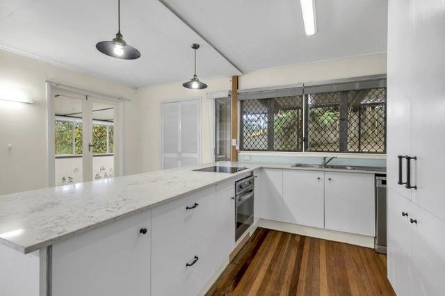 15 Kenhaven Street, QLD 4069