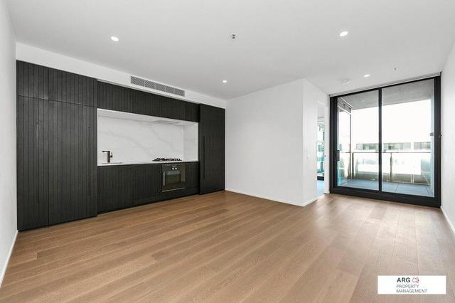 821/627 Victoria Street, VIC 3067