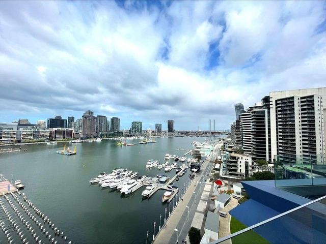 1201/2 Newquay Promenade, VIC 3008