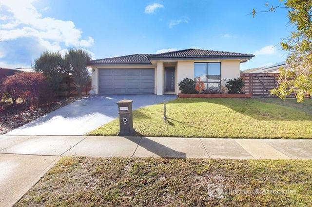9 Hayes Drive, VIC 3747