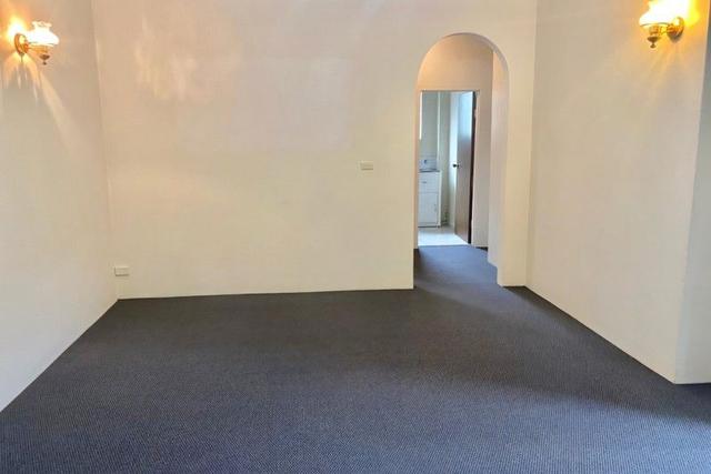 4/9-11 Barsbys Avenue, NSW 2218