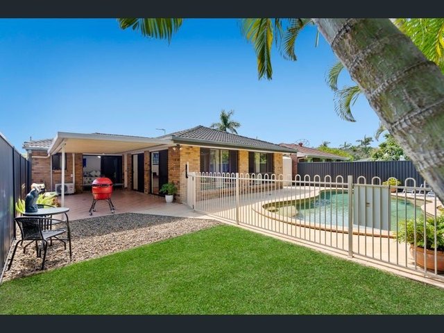 33 Cosmos Court, QLD 4221